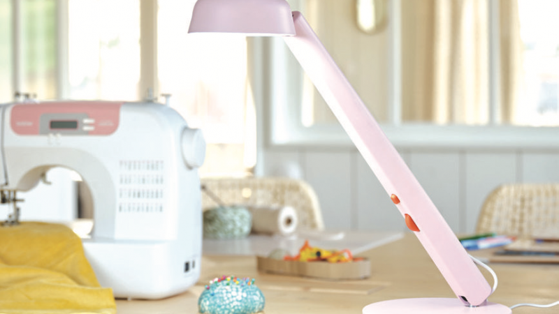 POLUX – La lampe intelligente qui prend soin de vos yeux